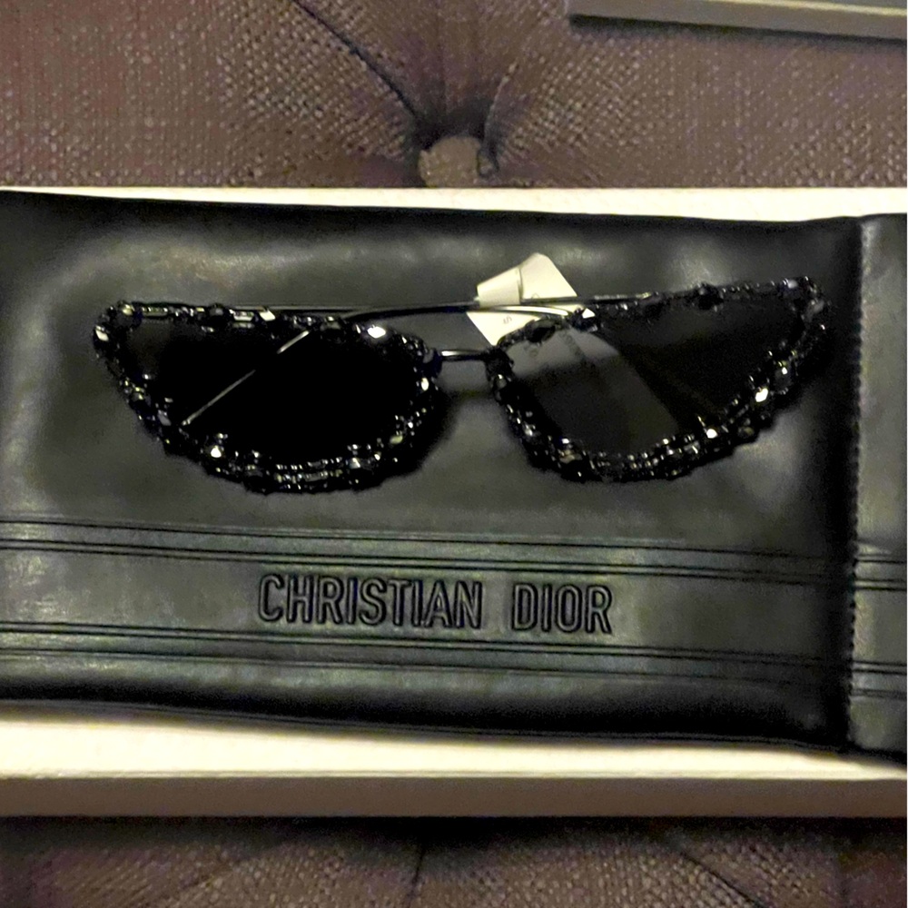 Dior MissDior B1U cat-eye- crystal embellished sunglasses